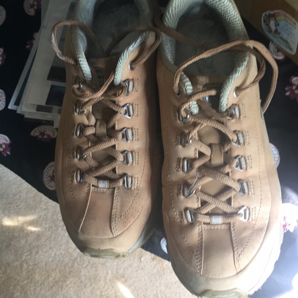 Skechers Women’s Shoes - Picture 3 of 3